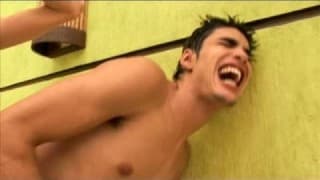 Donna con il cazzo sodomizza il suo amico dopo buoni pompini