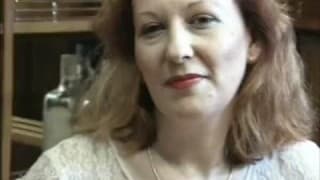 Una nonna che si fa prendere da dietro Una nonna che si fa prendere da dietro