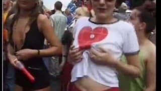 Si scopa una troia nel bosco