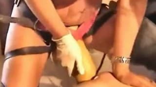 Una bionda lo incula per divertimento Una bionda lo incula per divertimento