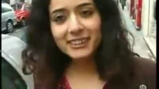 Una araba urla di grande piacere