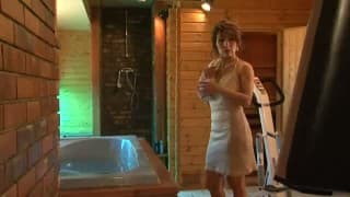 Donna matura molto eccitata si fa sfondare