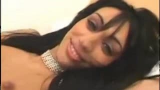 Un'araba molto eccitante che viene scopata come mai prima