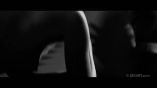 Tracy Lindsay e un'amica per una scena molto ...