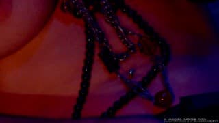 Karlie Montana è dipendente dal suo vibratore