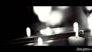 Due uomini scopano una donna borghese