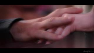 Valerie Fox in una sessione di sesso molto erotico