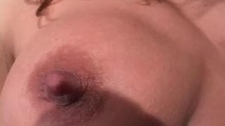 Candy, una bruna procace e sexy per un ragazzo fortunato