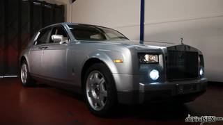 Brooke Jameson fa sesso con il suo autista Bionde, MILF, Tettone, Pompini, Pornostar