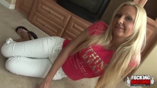 Jordan Spark fa un frullato alla figa