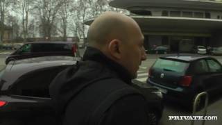 Asia Morante è una psichiatra molto sexy