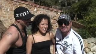 Tipi colgono l'opportunità con questa donna