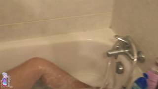 Hermine si da un bel bagno caldo