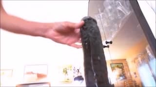 Una matura che domina suo marito