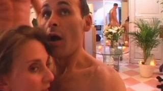 Due troie in una gang bang in hotel Due troie in una gang bang in hotel