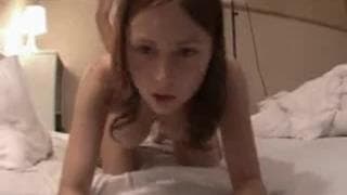 Lui adora le tettone della sua donna Lui adora le tettone della sua donna