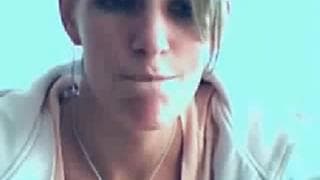 Bella bionda dal corpo statuario