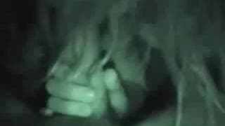 Di notte una biondina succhia !