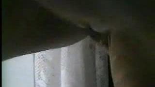 Una troia che si masturba e si bagna !