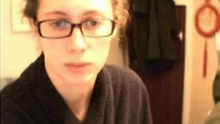 Una cagna tettona davanti la sua webcam