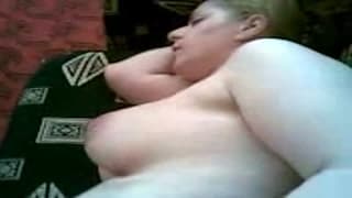 Lei vuole leccare il suo cazzo