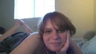 Un dildo per la figa di questa ragazza