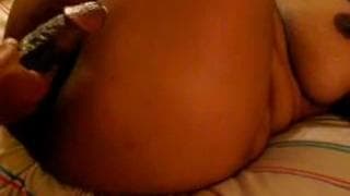 Una cagna penetrata da un grosso cazzo