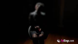 Rebeka adora farsi dominare