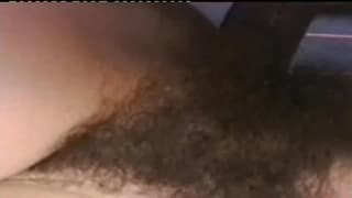 Sexy bruna dalla figa pelosa in gangbang Sexy bruna dalla figa pelosa in gangbang