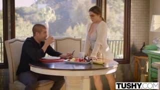 Natasha Nice inculata per la prima volta