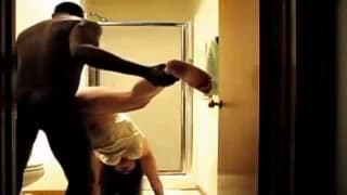 Cicciona che si fa penetrare da un nero