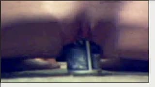 Una bella troietta che si masturba !