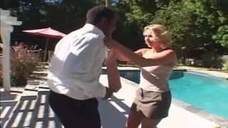 Lei adora godere con un grosso cazzo nero