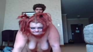 Si tiene ai suo capelli per sfondarla