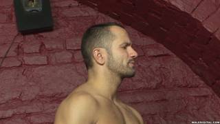 Uomini che si leccano il cazzo a vicenda