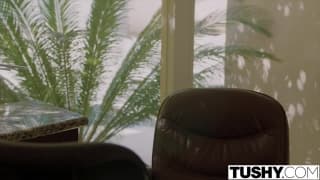 Lei si fa inculare dal suo professore