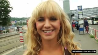 Bella Baby adora il sesso all'aperto Bella Baby adora il sesso all'aperto