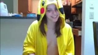 Lei non vede l'ora di venire in webcam