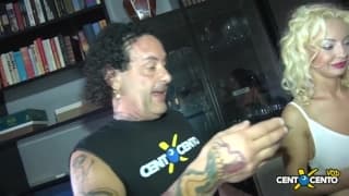 Grande divertimento a casa di amici