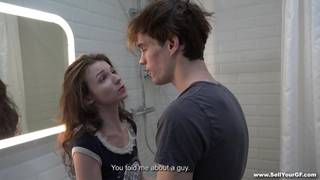 Kastiel Cherry scopa davanti il suo uomo