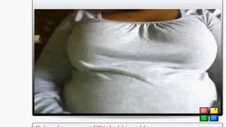 Tettone enormi di donna incinta