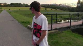 Verifica la tua età