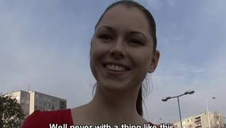 Ecco una troia bionda amante del cazzo