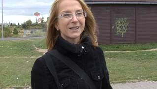 Bionda che si lascia convincere dai soldi Anale, Pompini, POV 1ma persona, Spagnole, Tettone naturali, Esibizionismo, Sesso all'aperto