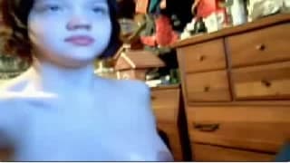 Una troia incinta davanti la sua webcam