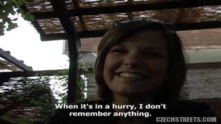 Trova la bruna perfetta da scopare