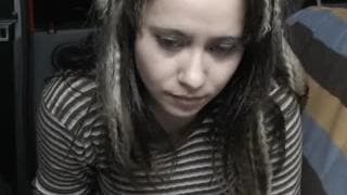 La webcam è nel posto giusto con questa giovane donna