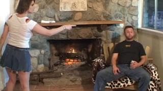 Una cagna mora in mezzo a tre cazzi