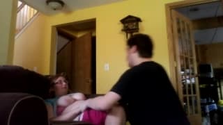 Una panterona insieme a un giovane cazzo