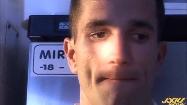 Verifica la tua età